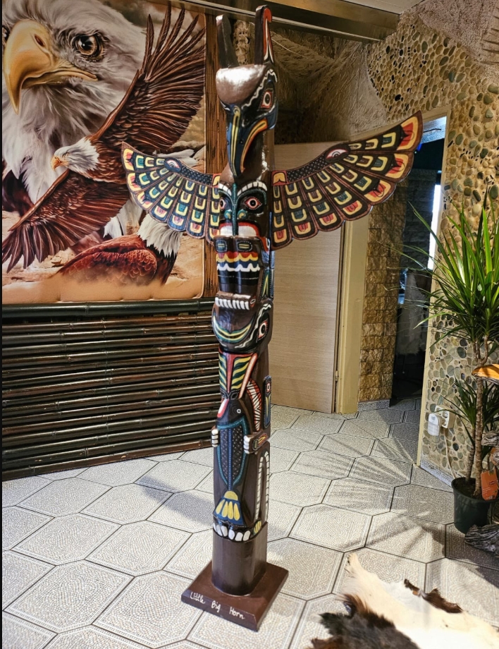 Small Totem Pole